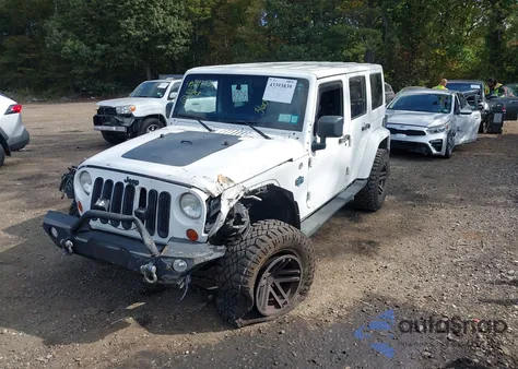 2012 Jeep Wrangler Unlimited Sahara z USA, uszkodzony, nr VIN 1C4HJWEG9CL158008